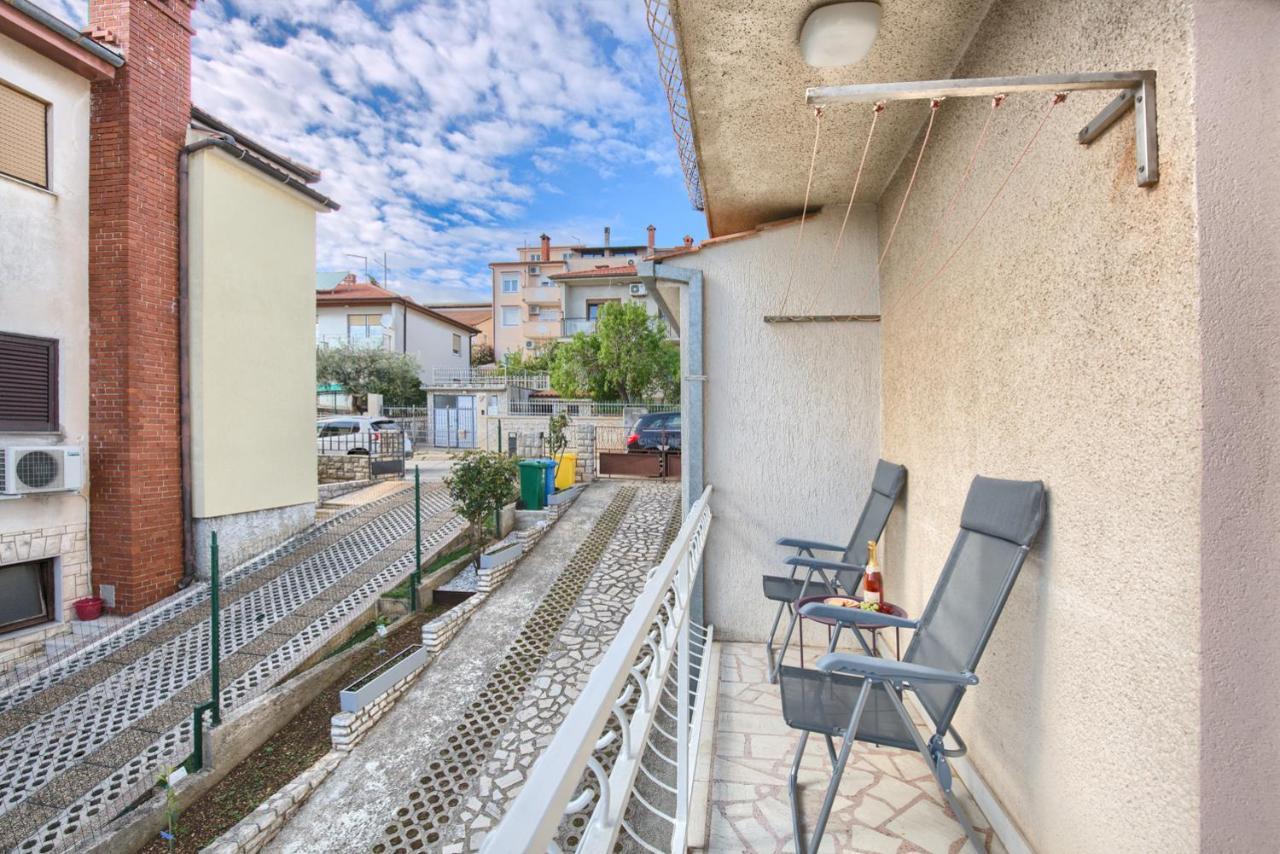 Apartman Andi Pula Exterior foto