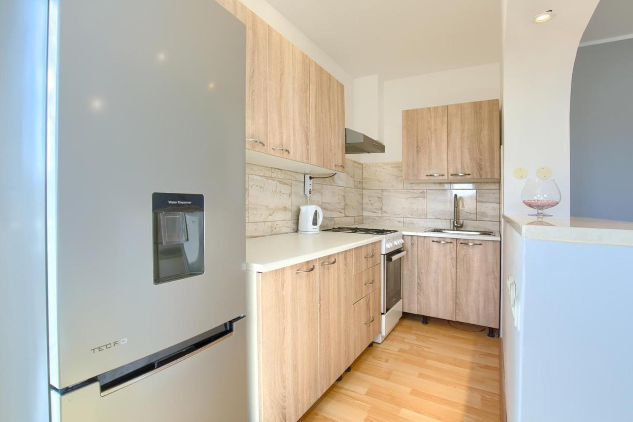 Apartman Andi Pula Exterior foto